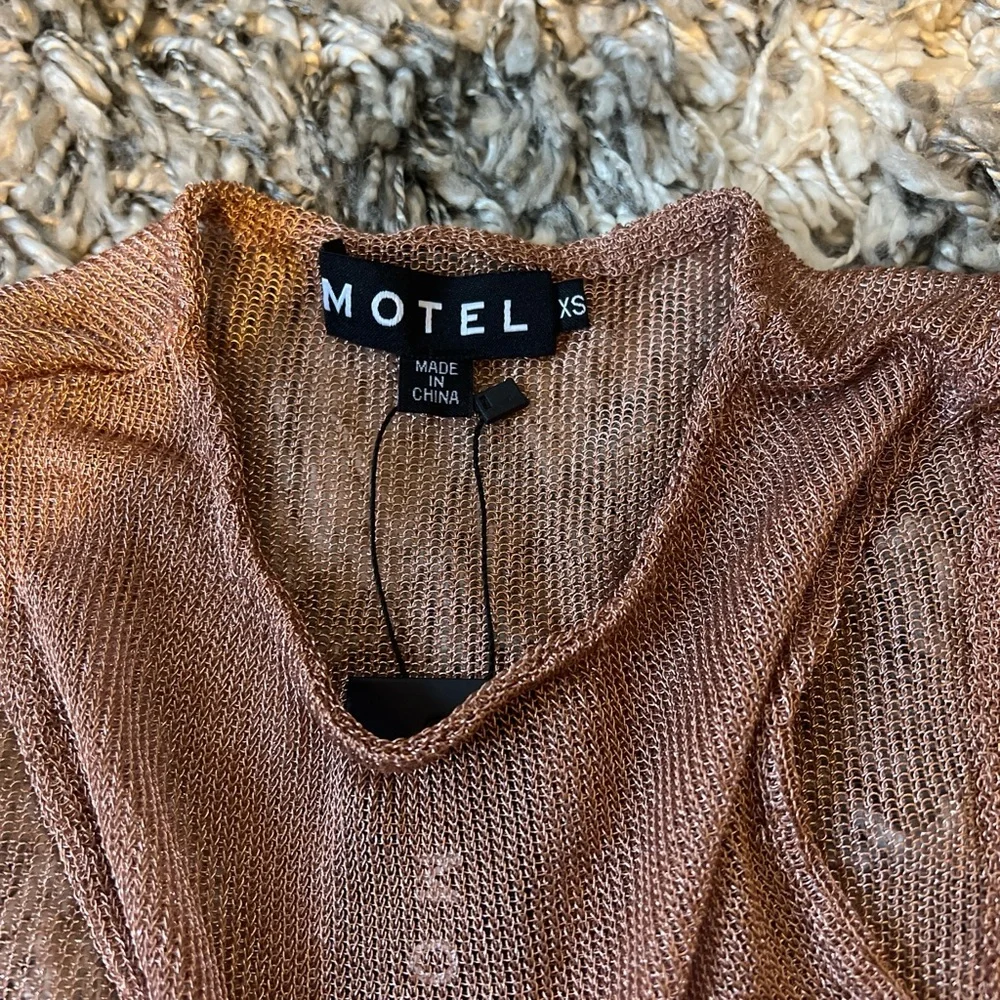 Motel Rocks Tank - Picture 2 of 4